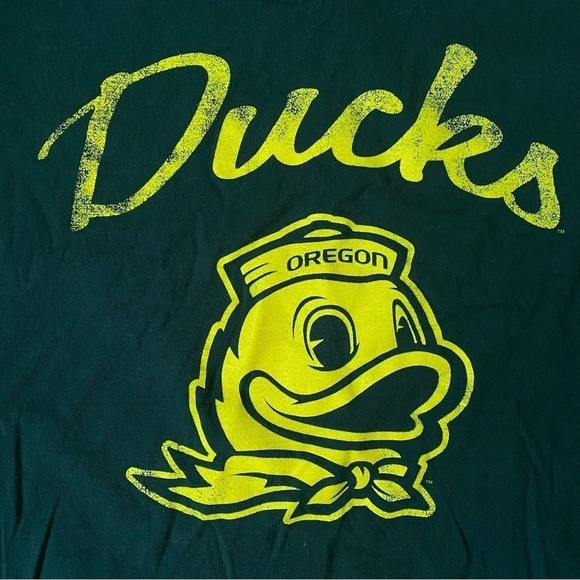 Russell Oregon Ducks green and yellow VNeck tshirt size XL - Picture 3 of 5